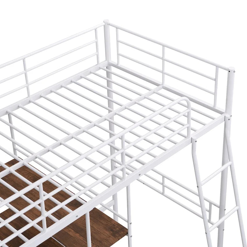 Letto basso a soppalco singolo bianco con scala e barriera di sicurezza per bambini