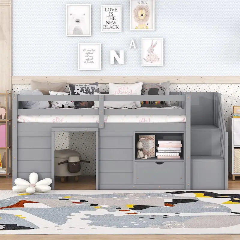 Letto soppalcato singolo in legno grigio con ripiani portaoggetti, cassetti e scrivania